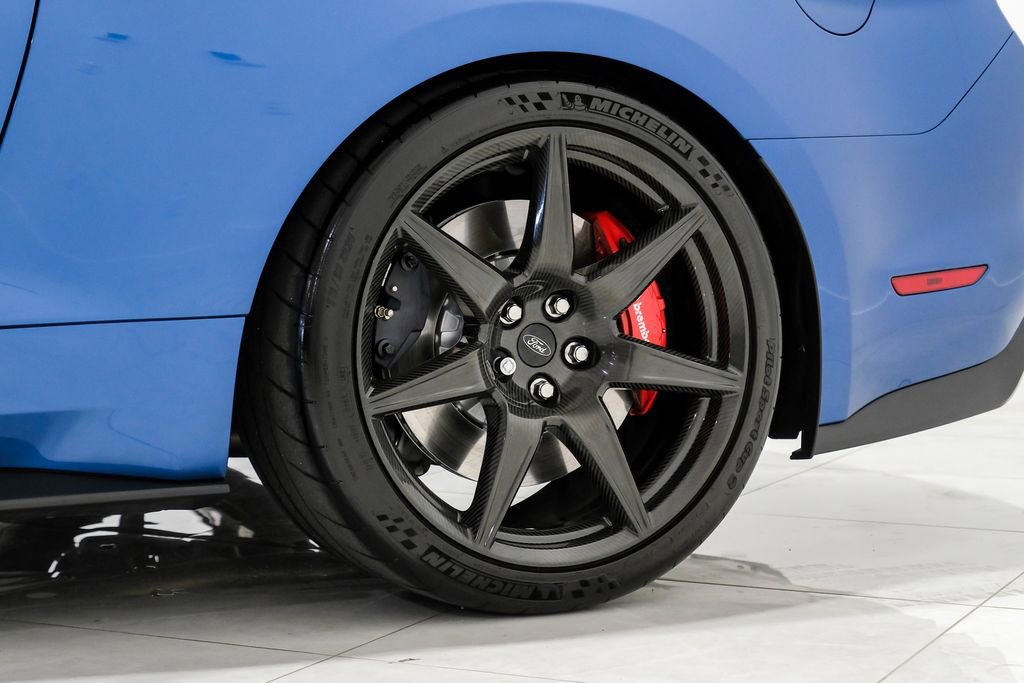 Used 2021 Ford Mustang Shelby GT500 w/ Carbon Fiber Track Pack RWD image 54