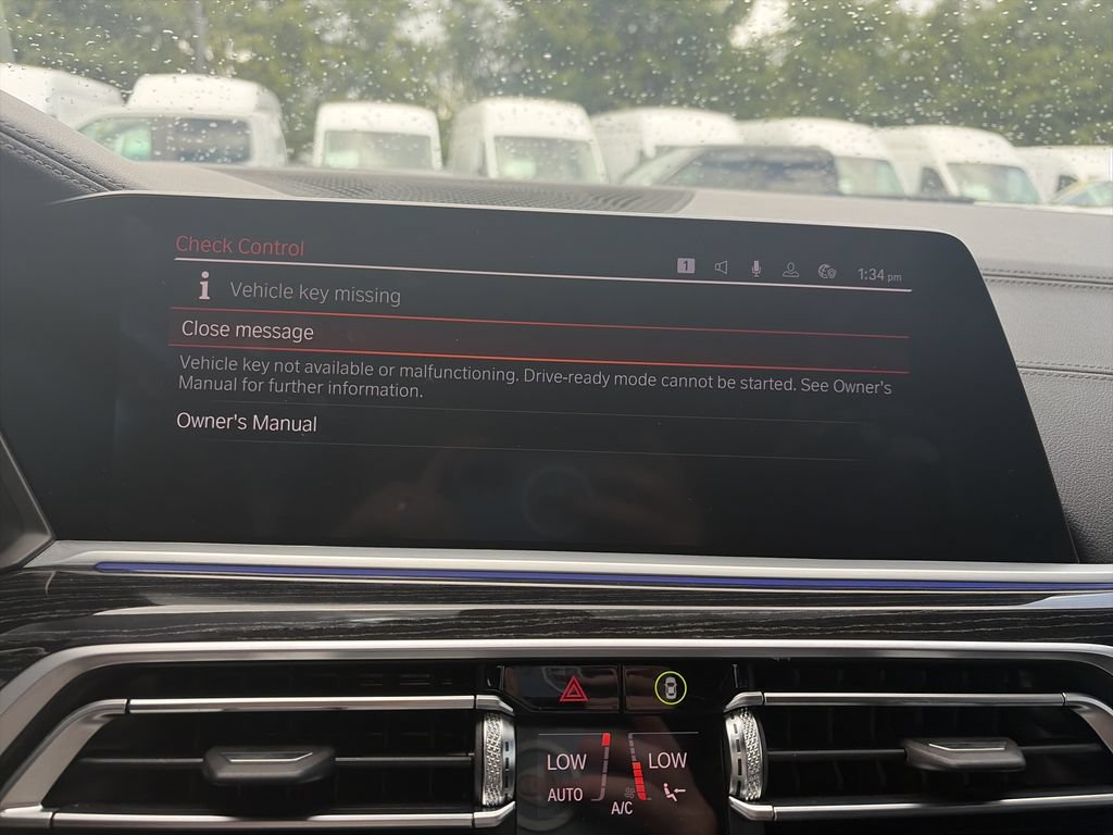 Used 2020 BMW X7 xDrive40i w/ M Sport Package AWD/4WD image 22