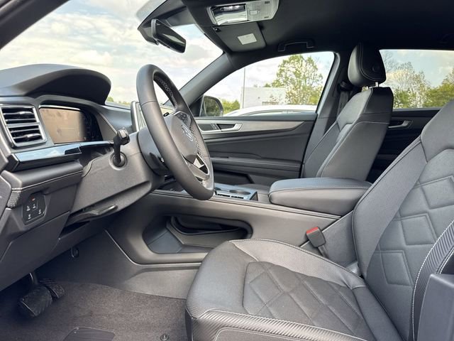 New 2026 Volkswagen Atlas Cross Sport SE FWD image 11