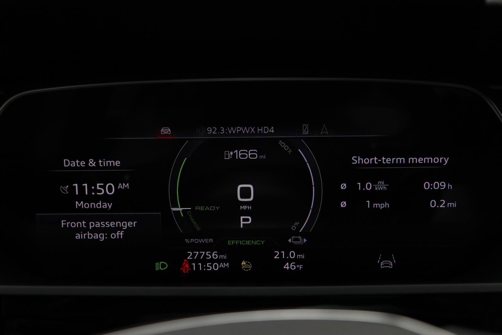 Used 2024 Audi Q8 e-tron Prestige w/ Prestige Package image 7