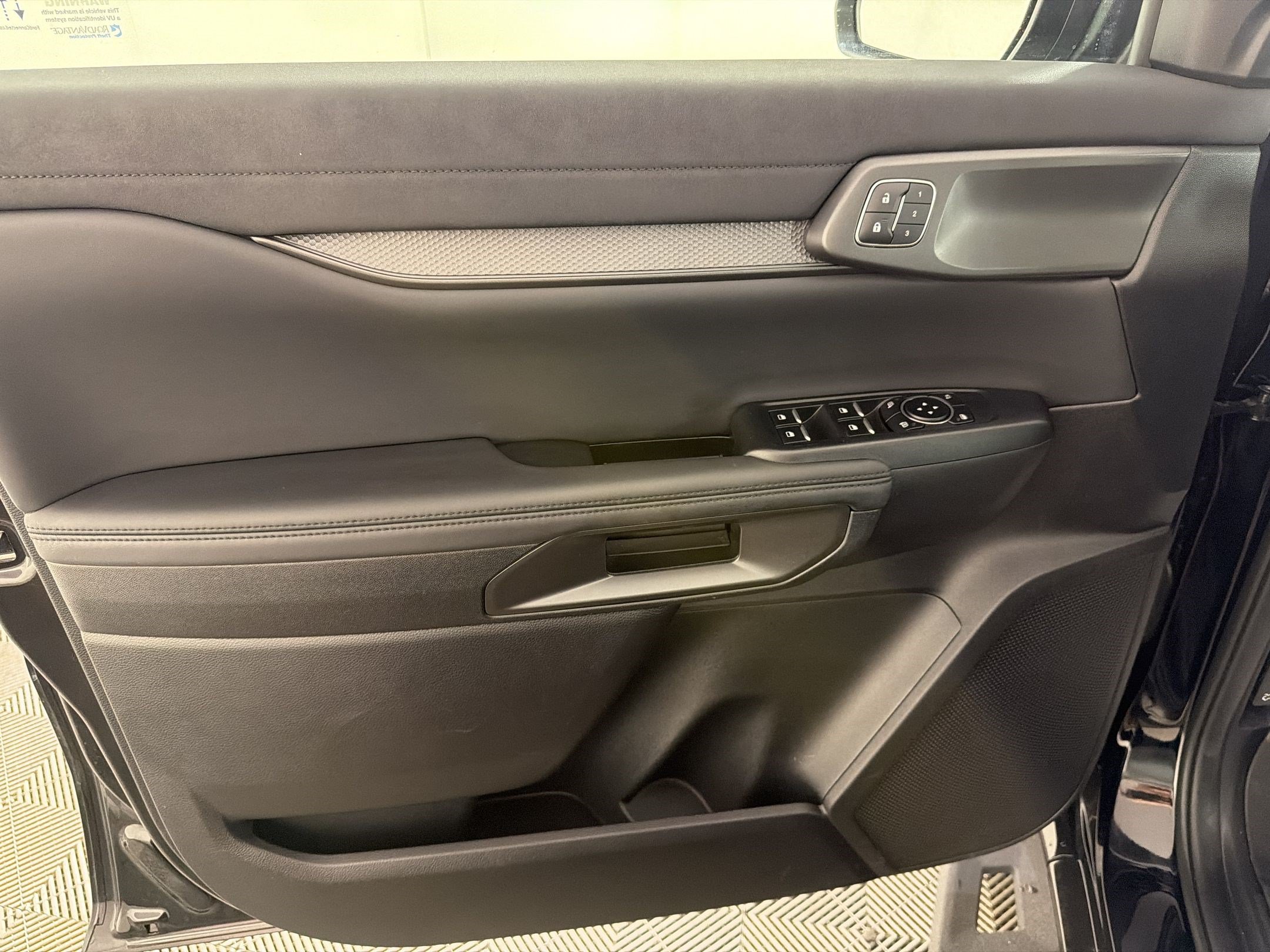 Used 2025 Ford Ranger Raptor AWD/4WD image 14