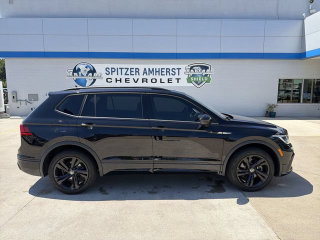 Used 2024 Volkswagen Tiguan SE R-Line AWD/4WD image 11