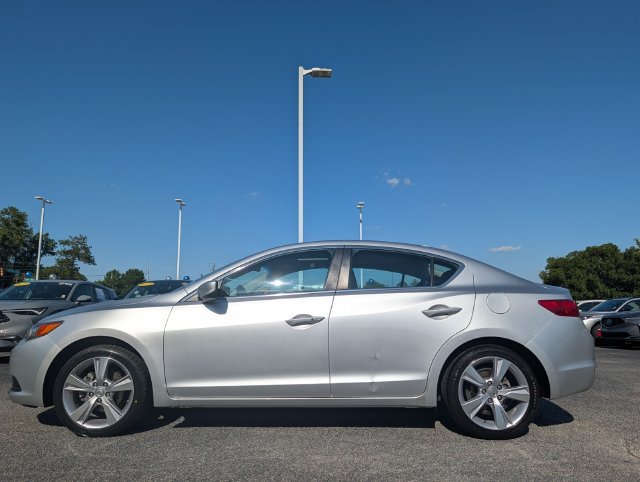 Used 2014 Acura ILX FWD image 8