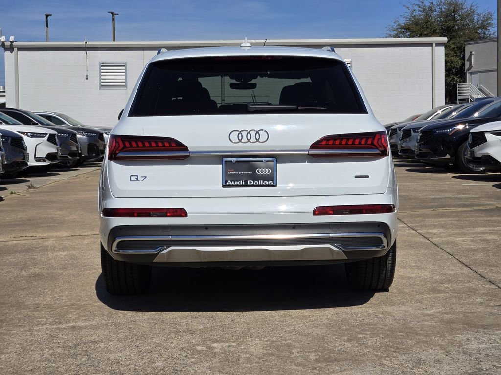Certified 2023 Audi Q7 3.0T Prestige image 9
