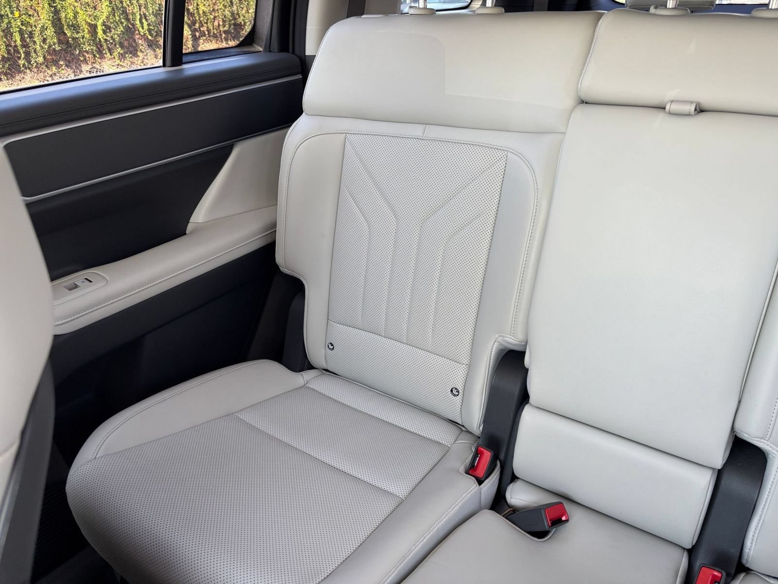 Used 2025 Hyundai Santa Fe SEL AWD/4WD image 41
