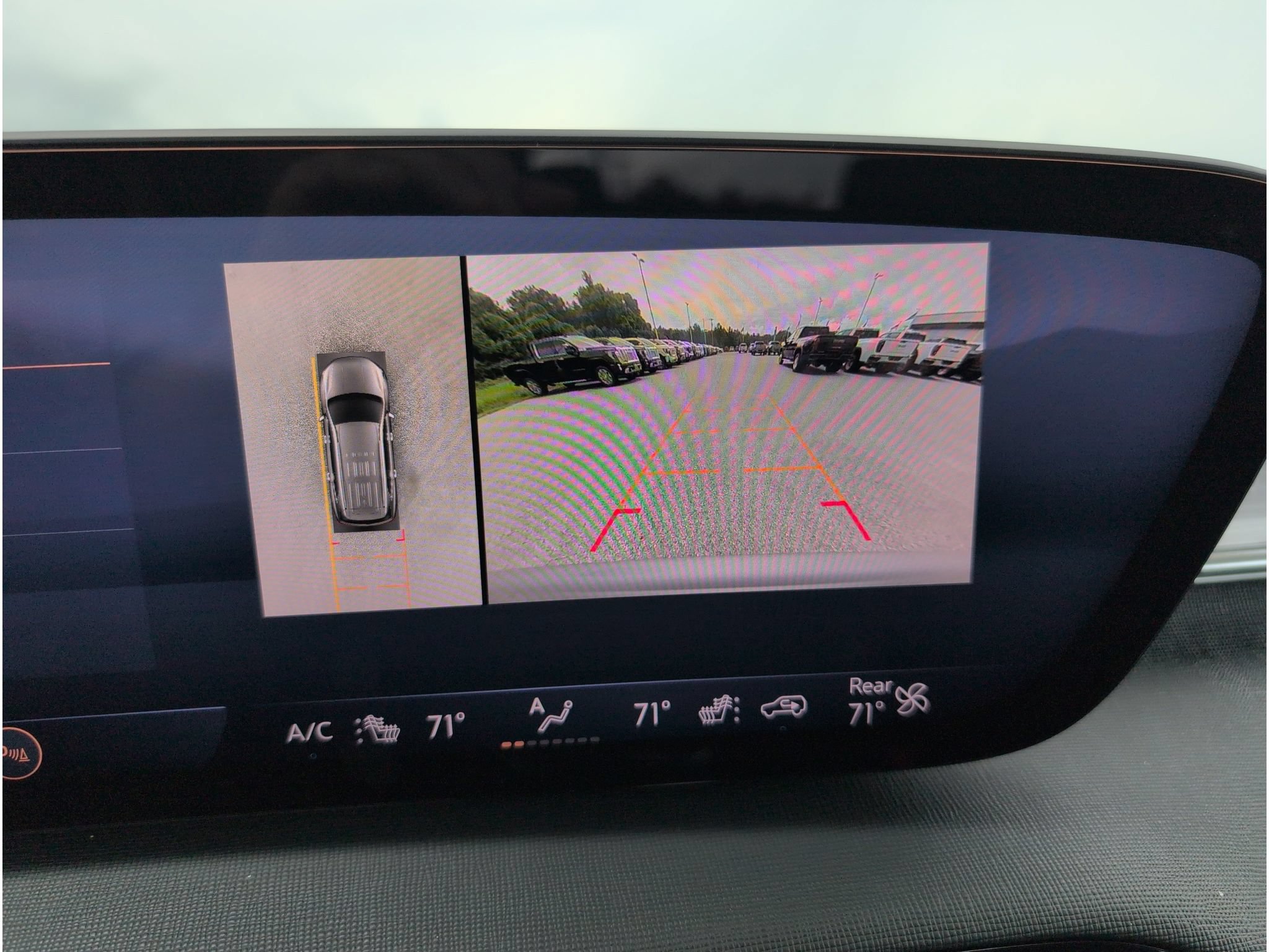 Used 2025 Buick Enclave Preferred FWD image 22