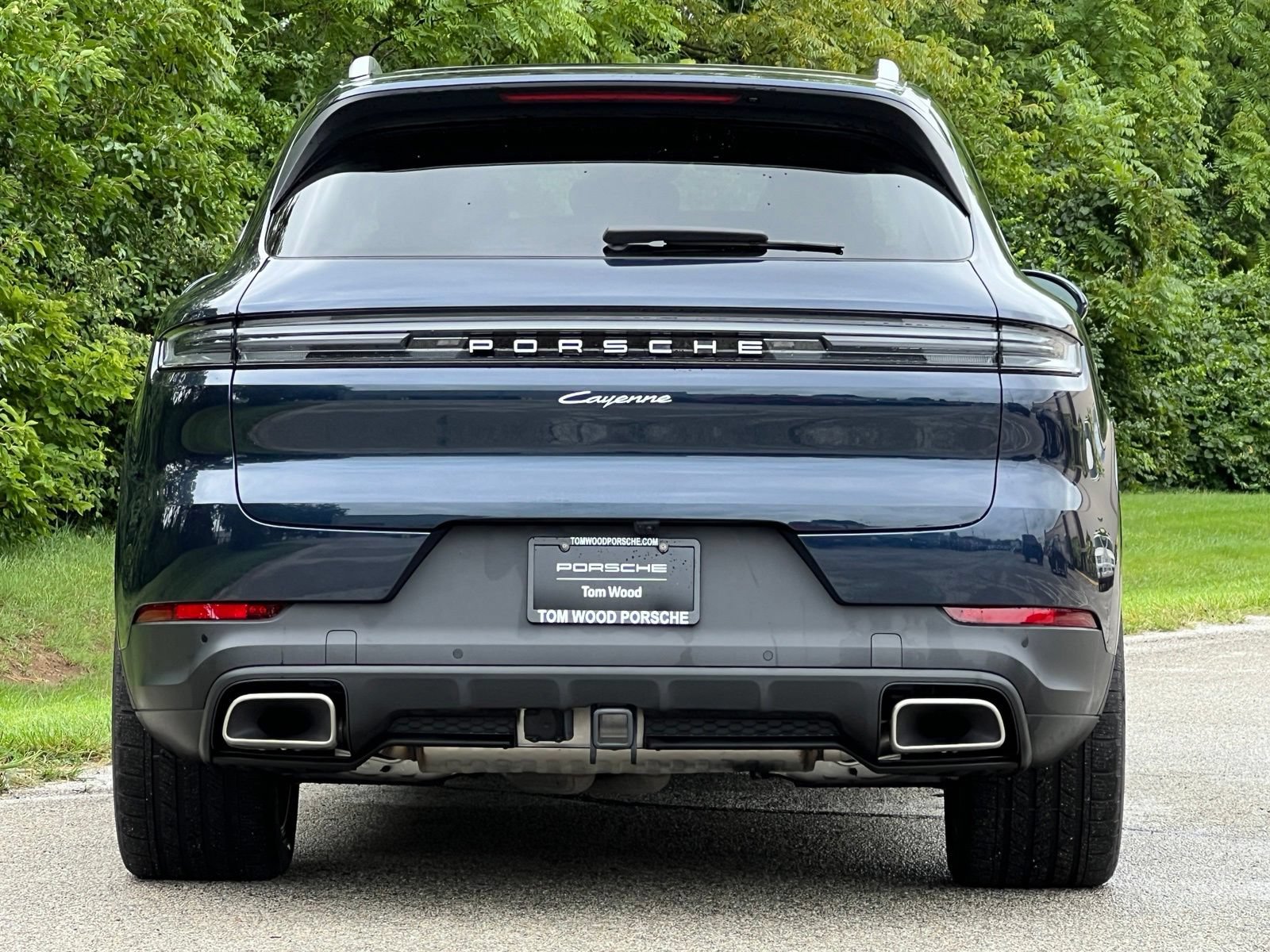 Certified 2026 Porsche Cayenne E-Hybrid AWD/4WD image 8