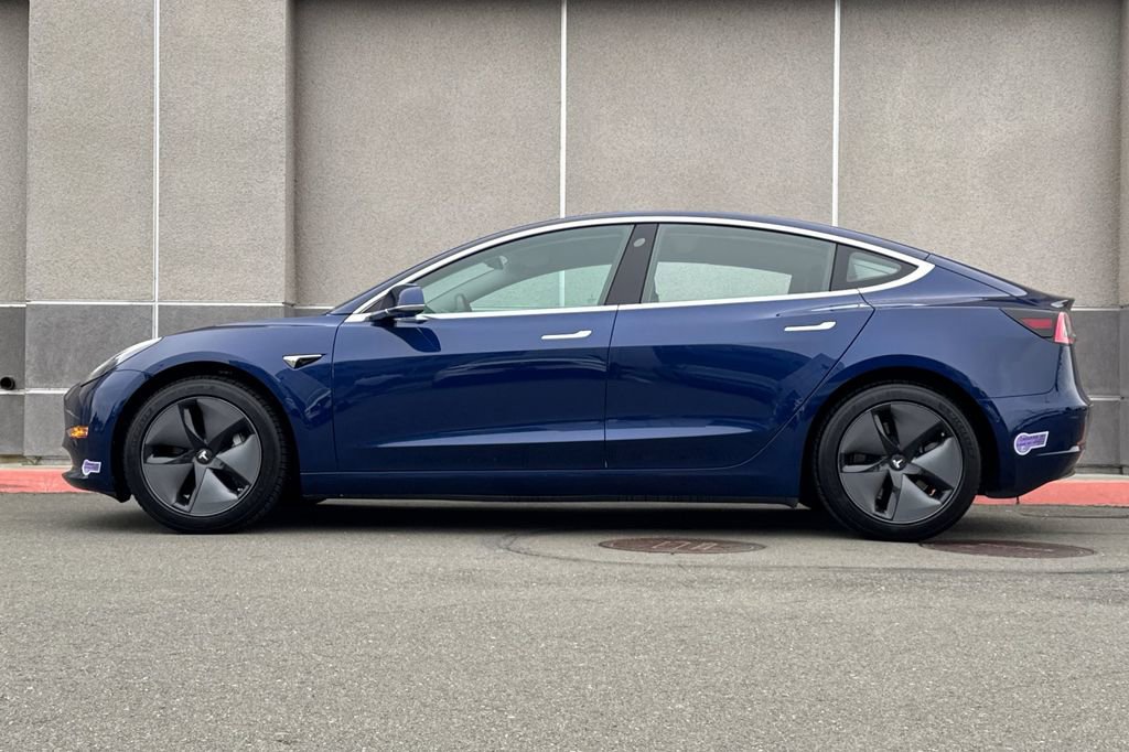 Used 2018 Tesla Model 3 Long Range RWD image 7