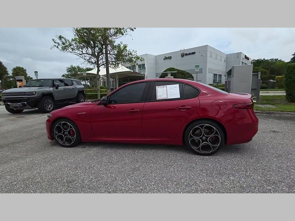 Used 2023 Alfa Romeo Giulia Veloce image 45