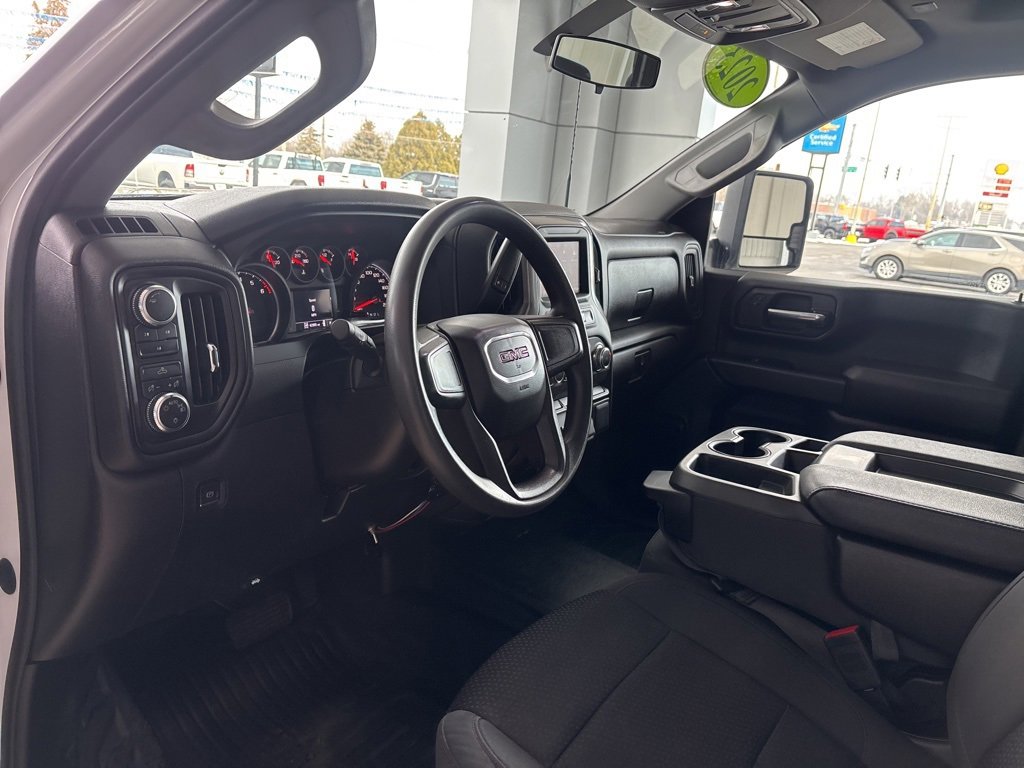 Used 2023 GMC Sierra 2500 Pro image 9