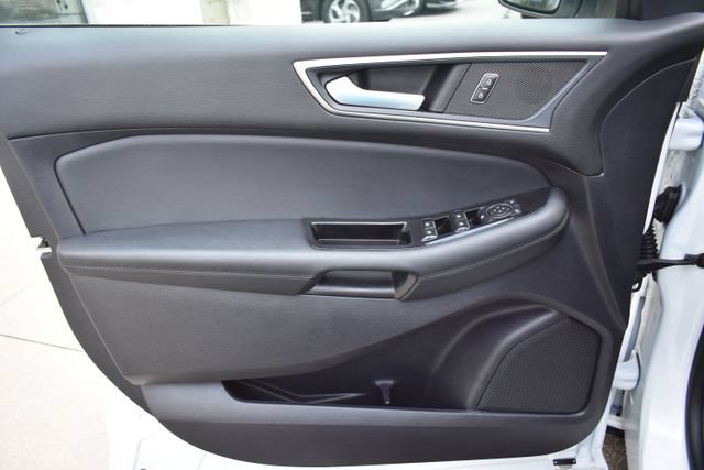 Used 2020 Ford Edge SEL w/ Convenience Package AWD/4WD image 19