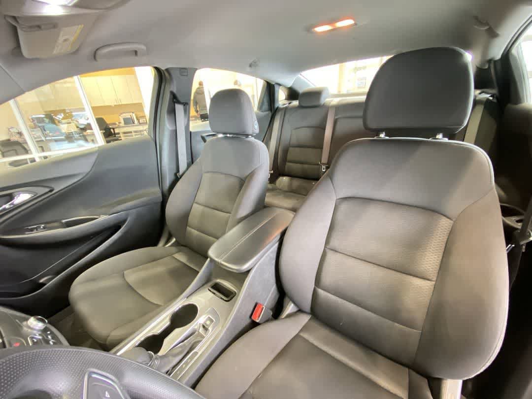 Used 2023 Chevrolet Malibu LT FWD image 14