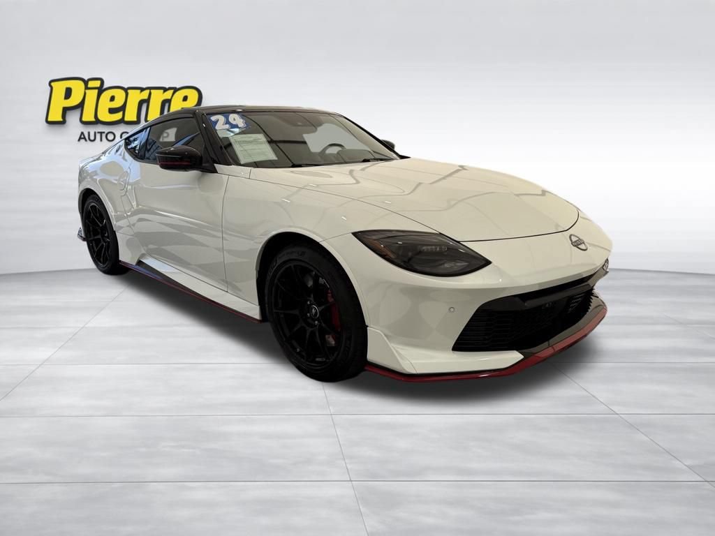 Used 2024 Nissan Z NISMO w/ Floor Mat Package RWD image 6