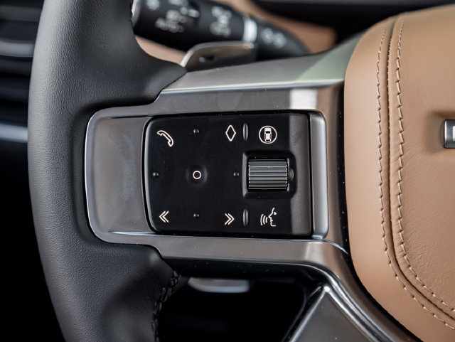 New 2026 Land Rover Discovery Limited Edition AWD/4WD image 19