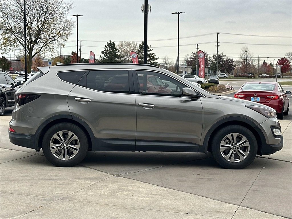 Used 2013 Hyundai Santa Fe Sport w/ Popular Equipment Pkg image 6