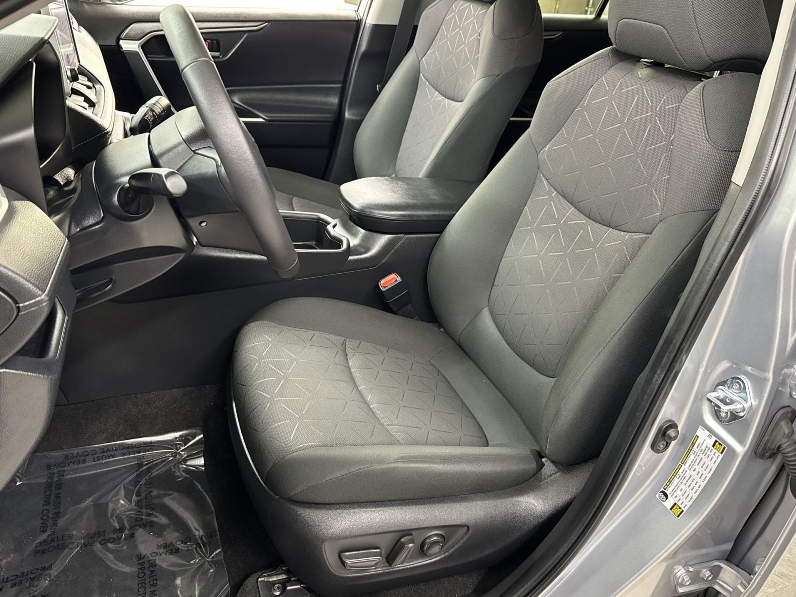 Used 2024 Toyota RAV4 XLE w/ Weather Package AWD/4WD image 14