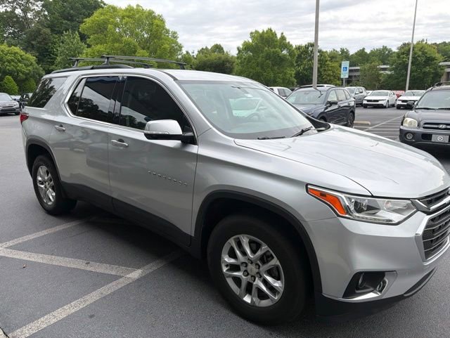 Used 2019 Chevrolet Traverse LT FWD image 2
