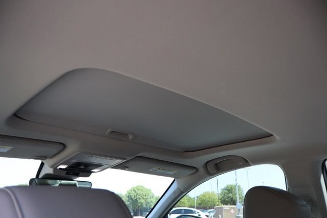 Used 2025 Honda Accord Touring image 12