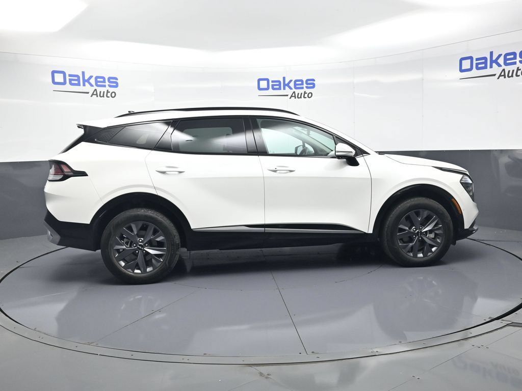 Certified 2025 Kia Sportage SX Prestige AWD/4WD image 9