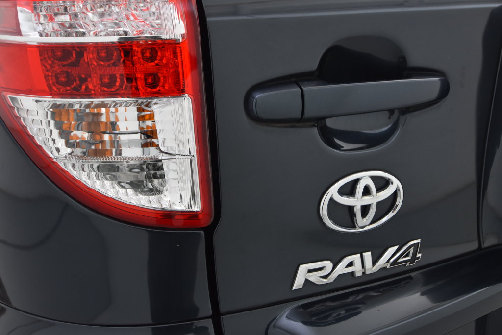 Used 2011 Toyota RAV4 4WD w/ Base L4 Extra Value Pkg image 33