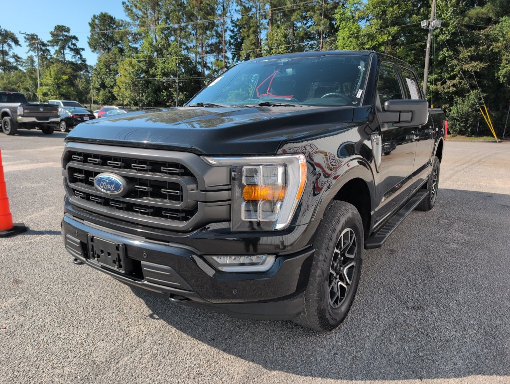 Used 2022 Ford F150 XLT w/ Equipment Group 302A High AWD/4WD image 2