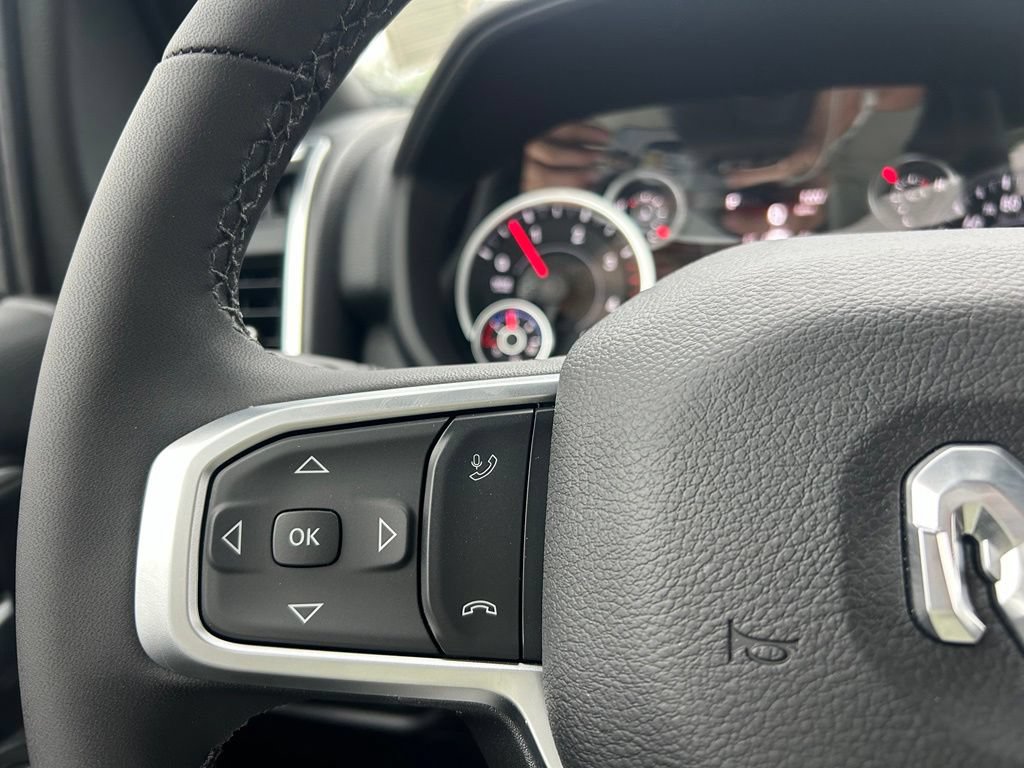 New 2026 RAM 3500 Big Horn AWD/4WD image 18