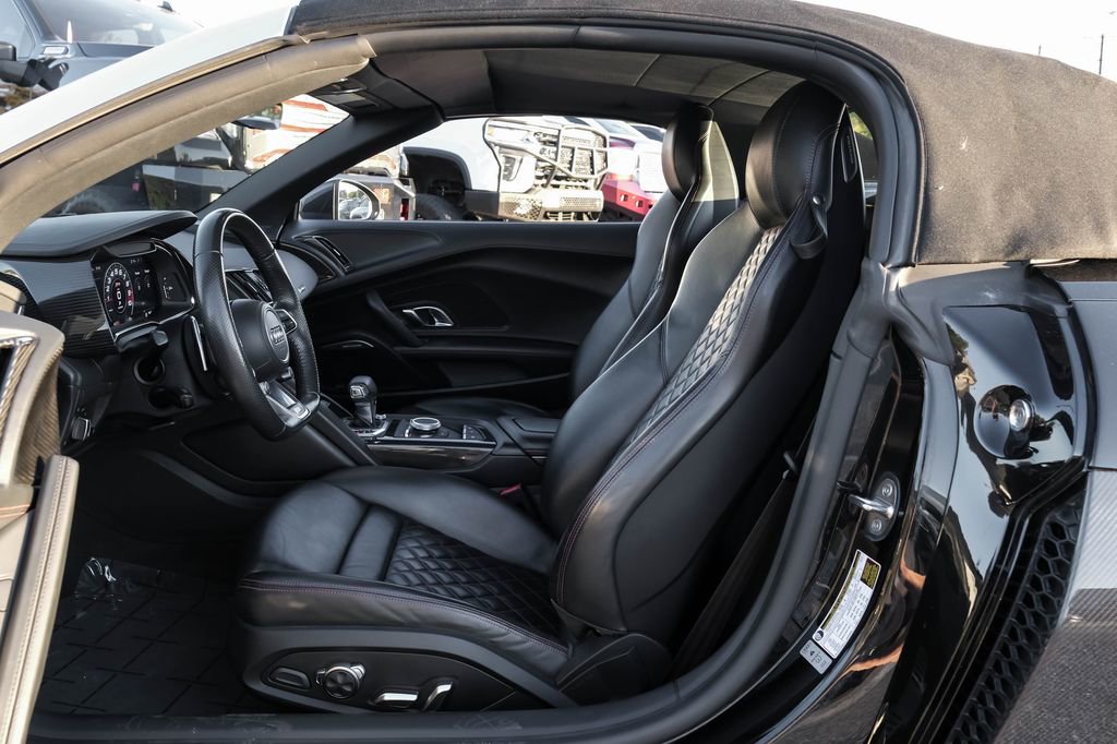 Used 2018 Audi R8 V10 plus image 31