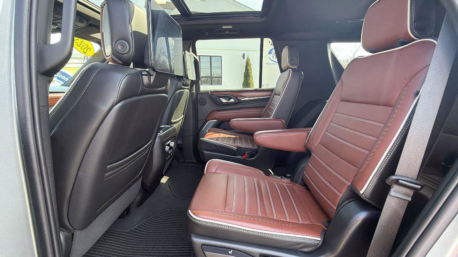 Used 2023 GMC Yukon Denali Ultimate image 33