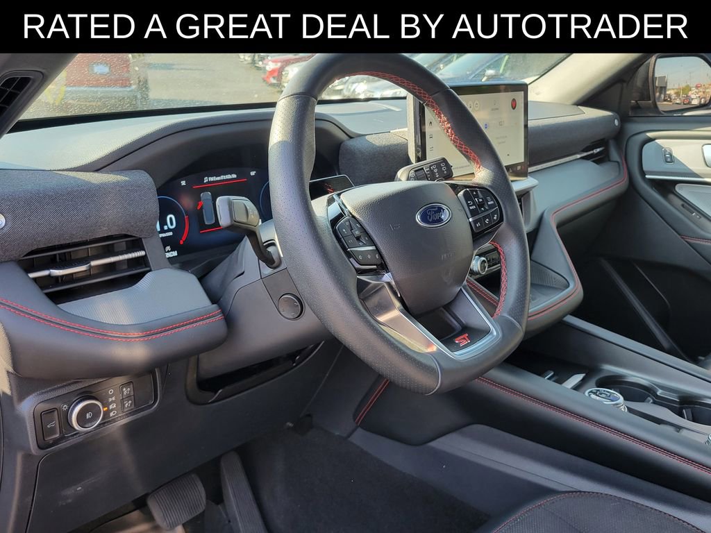 Used 2025 Ford Explorer ST AWD/4WD image 16