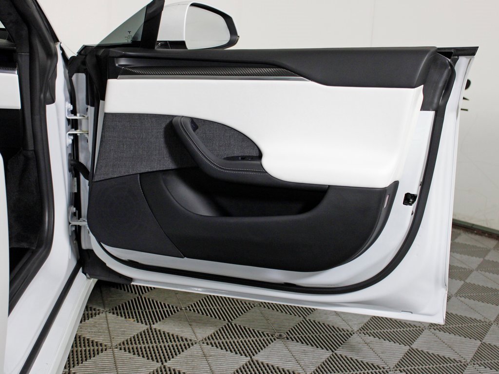 Used 2022 Tesla Model S Plaid image 35