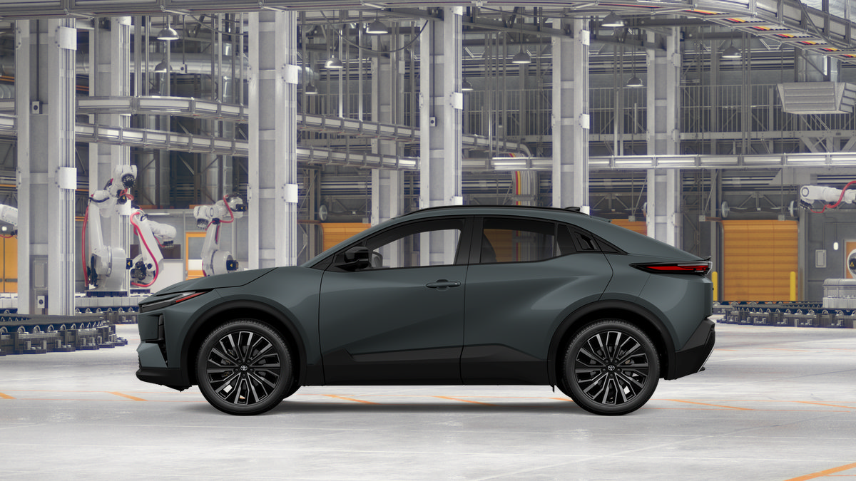 New 2027 Toyota C-HR AWD/4WD image 4