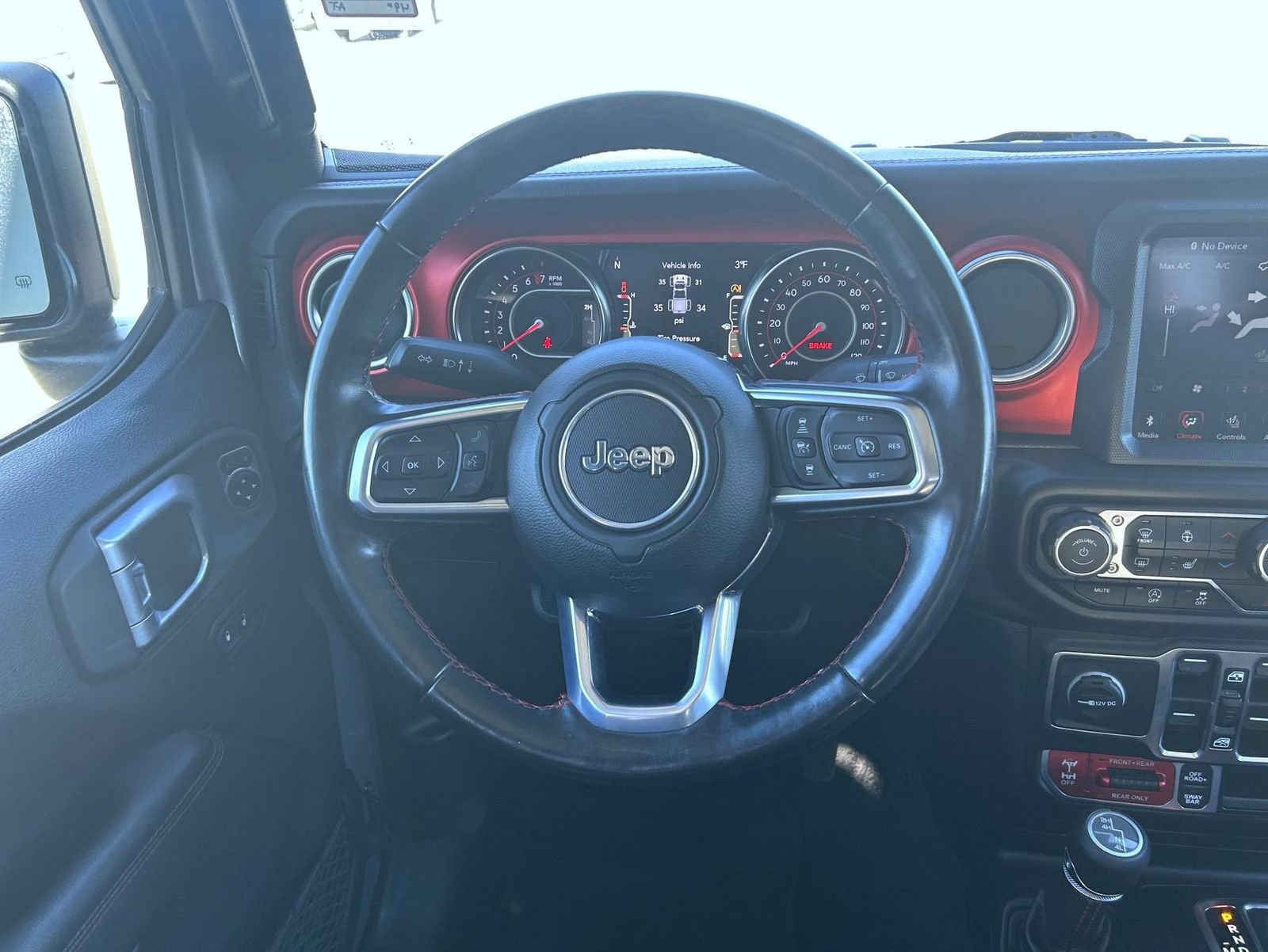 Used 2020 Jeep Gladiator Rubicon AWD/4WD image 12
