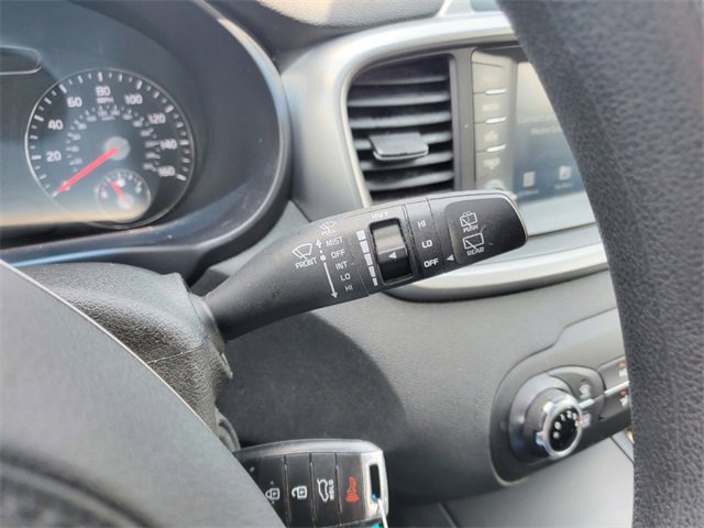 Used 2019 Kia Sorento LX image 14