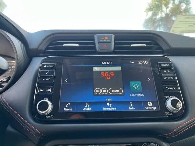 New 2025 Nissan Versa SR w/ Trunk Package FWD image 22
