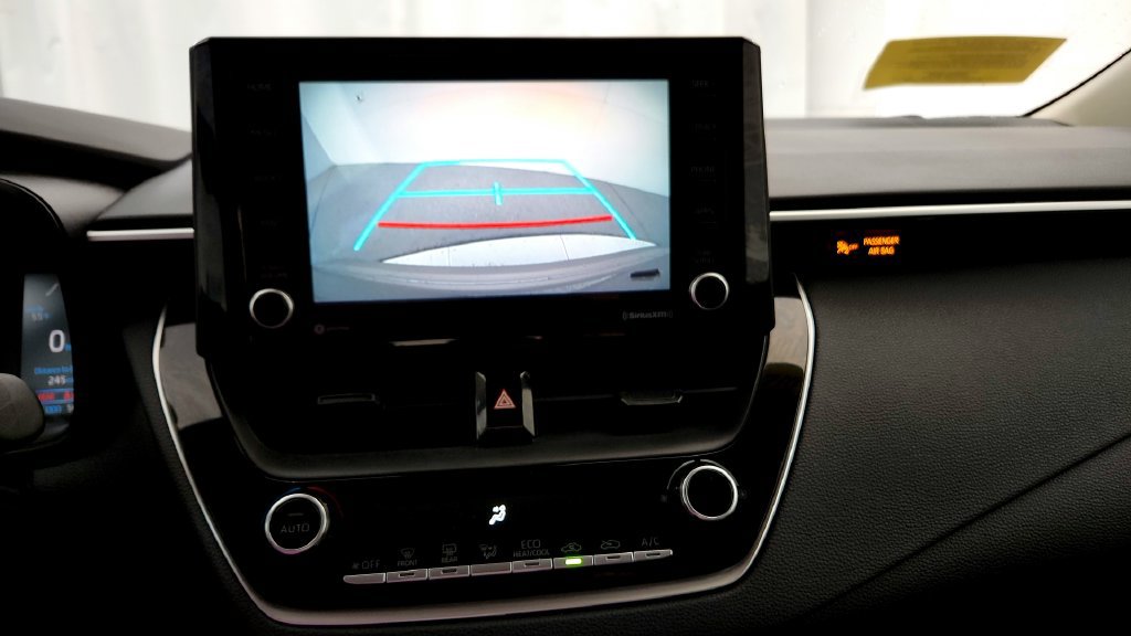 Used 2022 Toyota Corolla LE FWD image 31