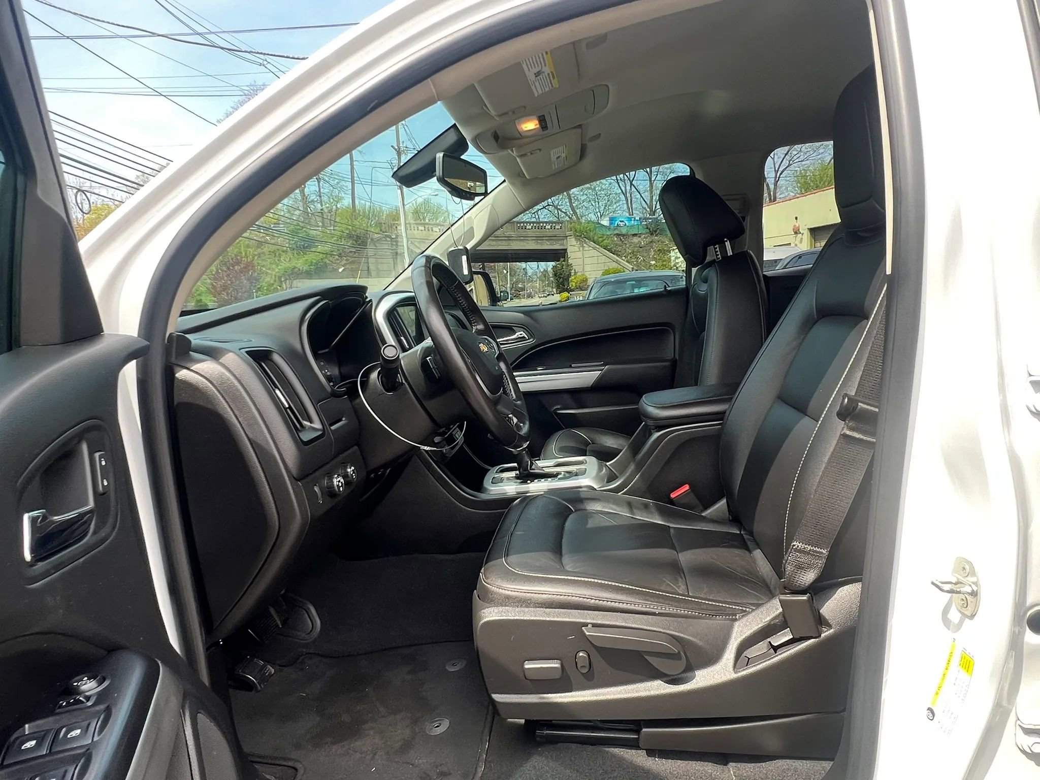 Used 2019 Chevrolet Colorado LT w/ Colorado RST Special Edition AWD/4WD image 26