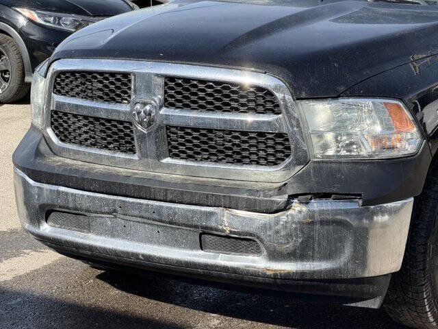 Used 2018 RAM 1500 ST w/ SXT Appearance Group image 10