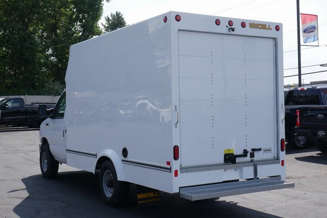New 2026 Ford E-350 and Econoline 350 Super Duty w/ Power Equipment Group RWD image 7
