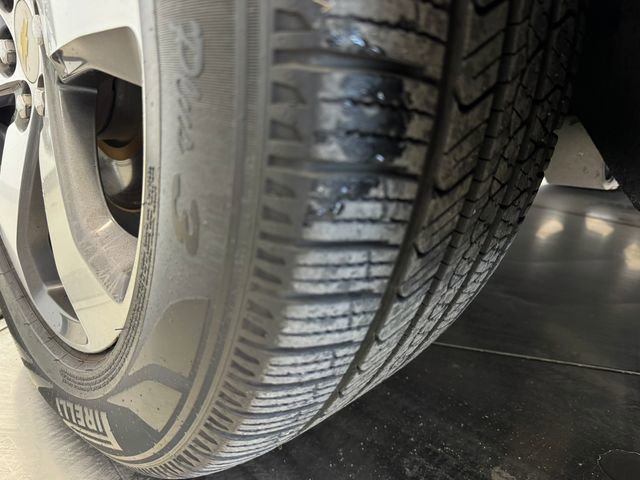 Used 2018 Chevrolet Traverse LT w/ LPO, 'HIT The Road' Package image 11