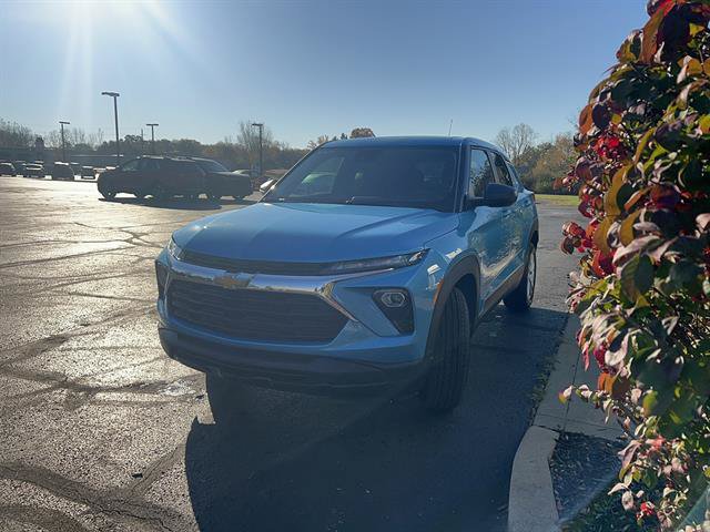 New 2026 Chevrolet TrailBlazer LS w/ LS Convenience Package AWD/4WD image 4