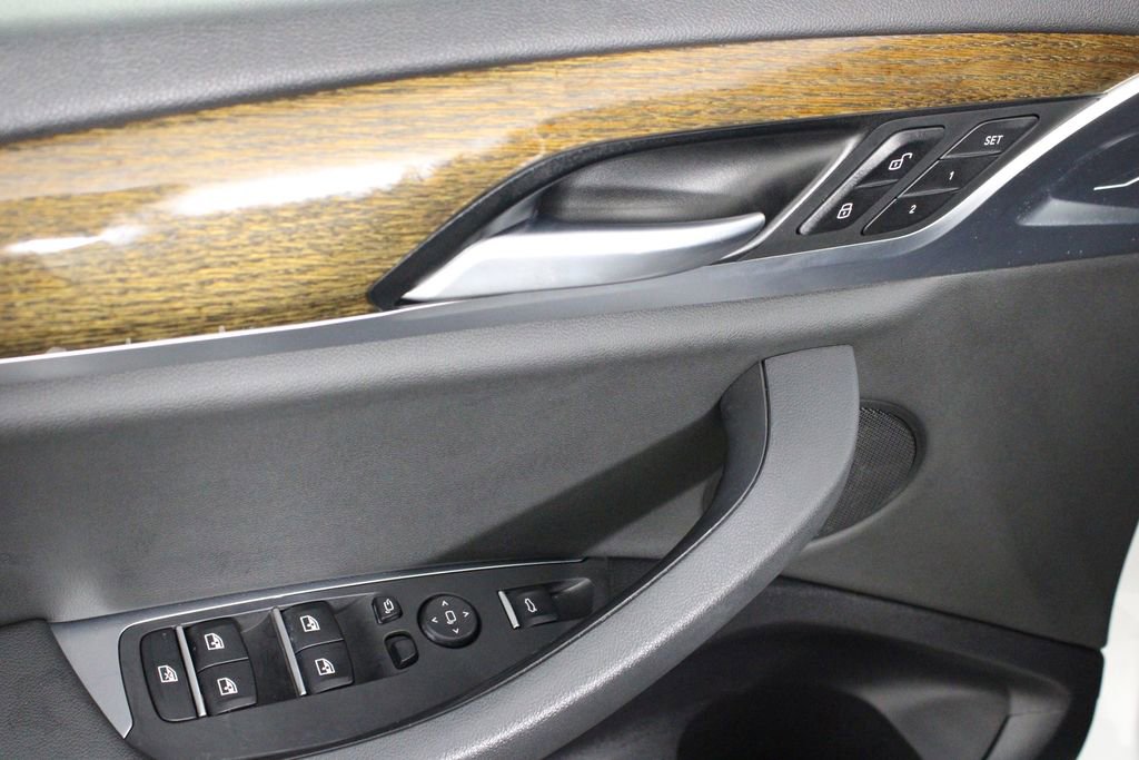 Used 2019 BMW X3 sDrive30i w/ Driving Assistance Package image 17