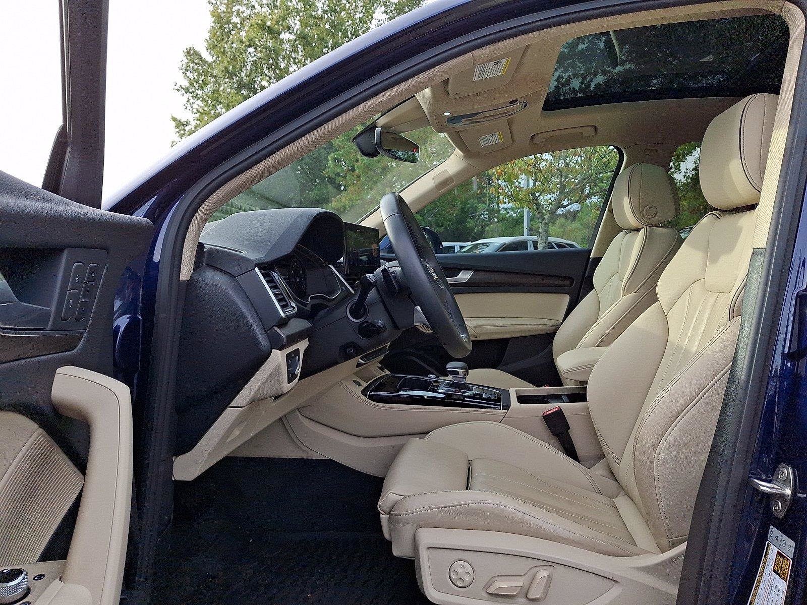 Used 2024 Audi Q5 2.0T Premium Plus w/ Premium Plus Package AWD/4WD image 11