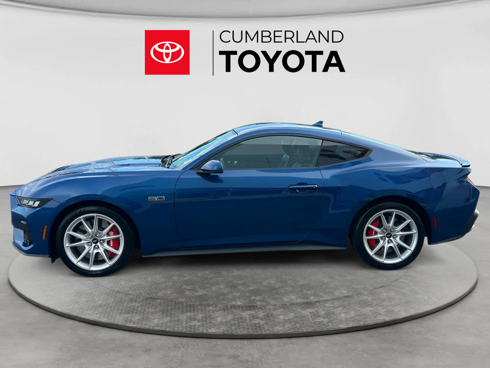 Used 2024 Ford Mustang GT Premium RWD image 2