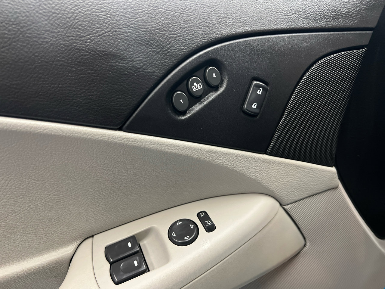 Used 2008 Chevrolet Corvette Coupe w/ Preferred Equipment Group image 23