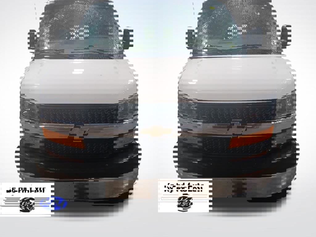 Used 2021 Chevrolet Express 2500 Work Van w/ Driver Convenience Package image 3