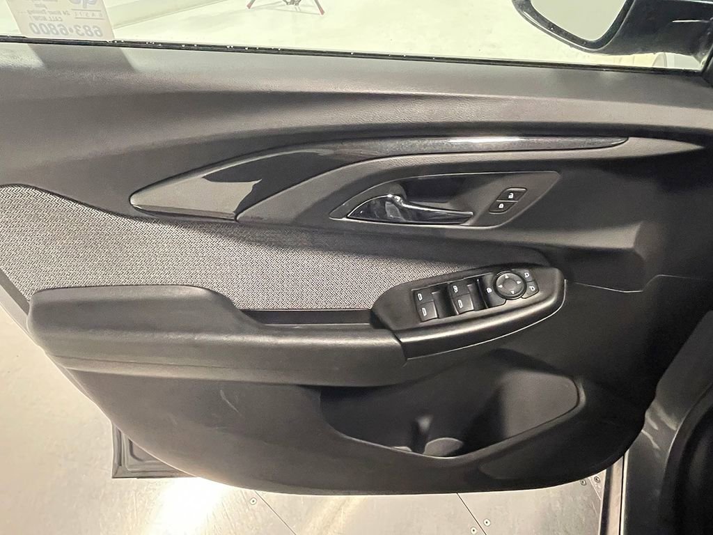 Used 2023 Chevrolet TrailBlazer LT image 18