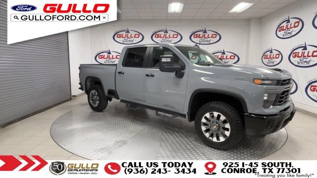Used 2024 Chevrolet Silverado 2500 Custom w/ Custom Convenience Package AWD/4WD image 2