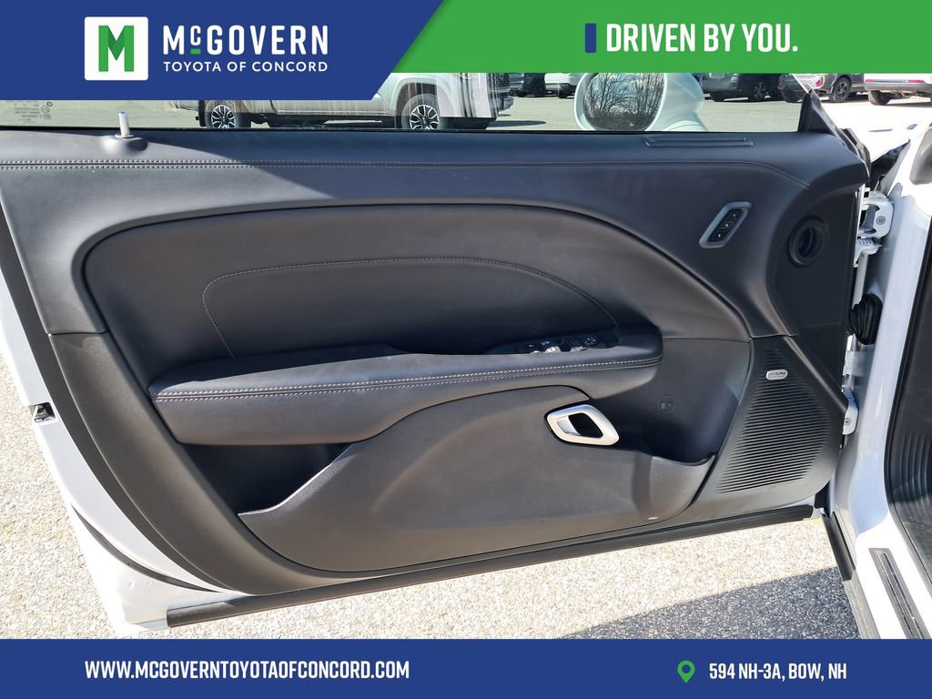 Used 2023 Dodge Challenger R/T Scat Pack w/ Plus Package RWD image 18