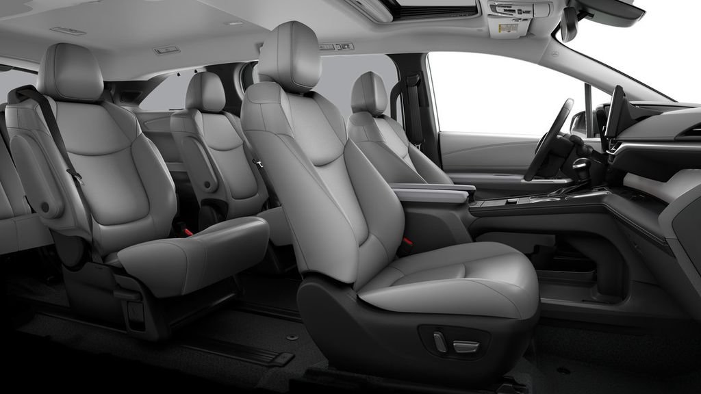 New 2026 Toyota Sienna XLE AWD/4WD image 7