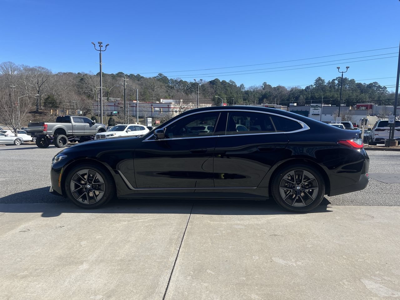 Used 2026 BMW i4 eDrive40 w/ Premium Package RWD image 5
